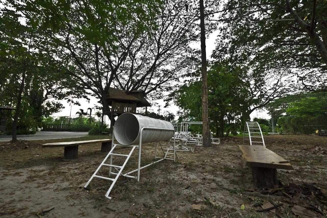 Tree House Hotel Sisaket Extérieur photo
