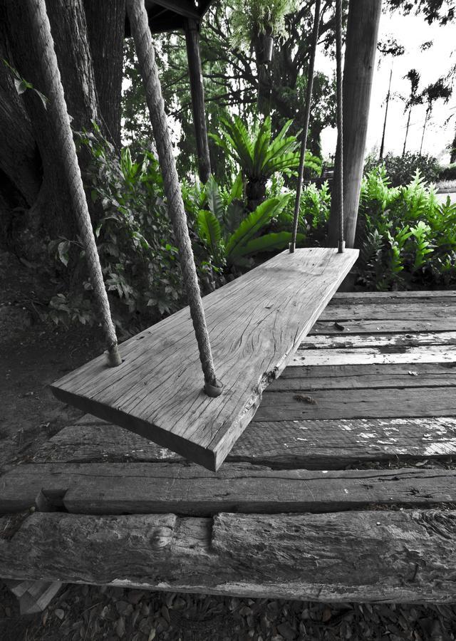 Tree House Hotel Sisaket Extérieur photo